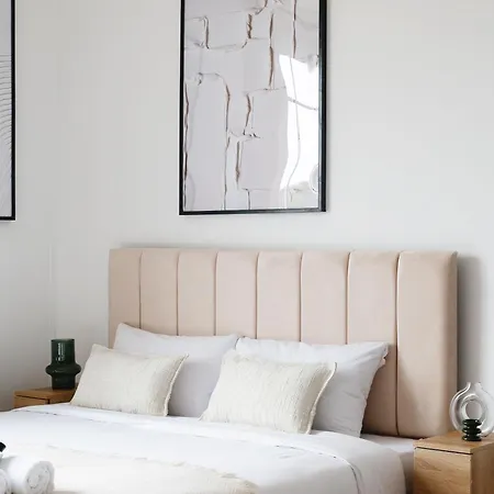 D'architecte Avec Cheminee - Design -4 Personnes *